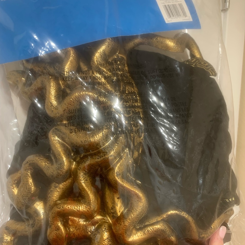Women’s Medusa Costume - Picture 4 of 4